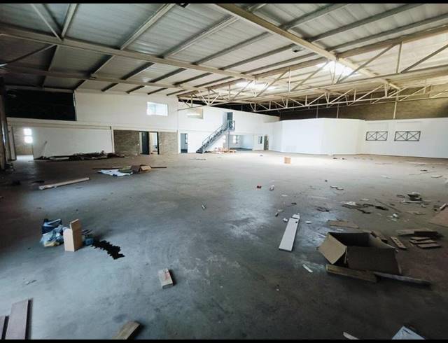 INDUSTRIAL PROPERTY TO RENT IN HALFWAY HOUSE